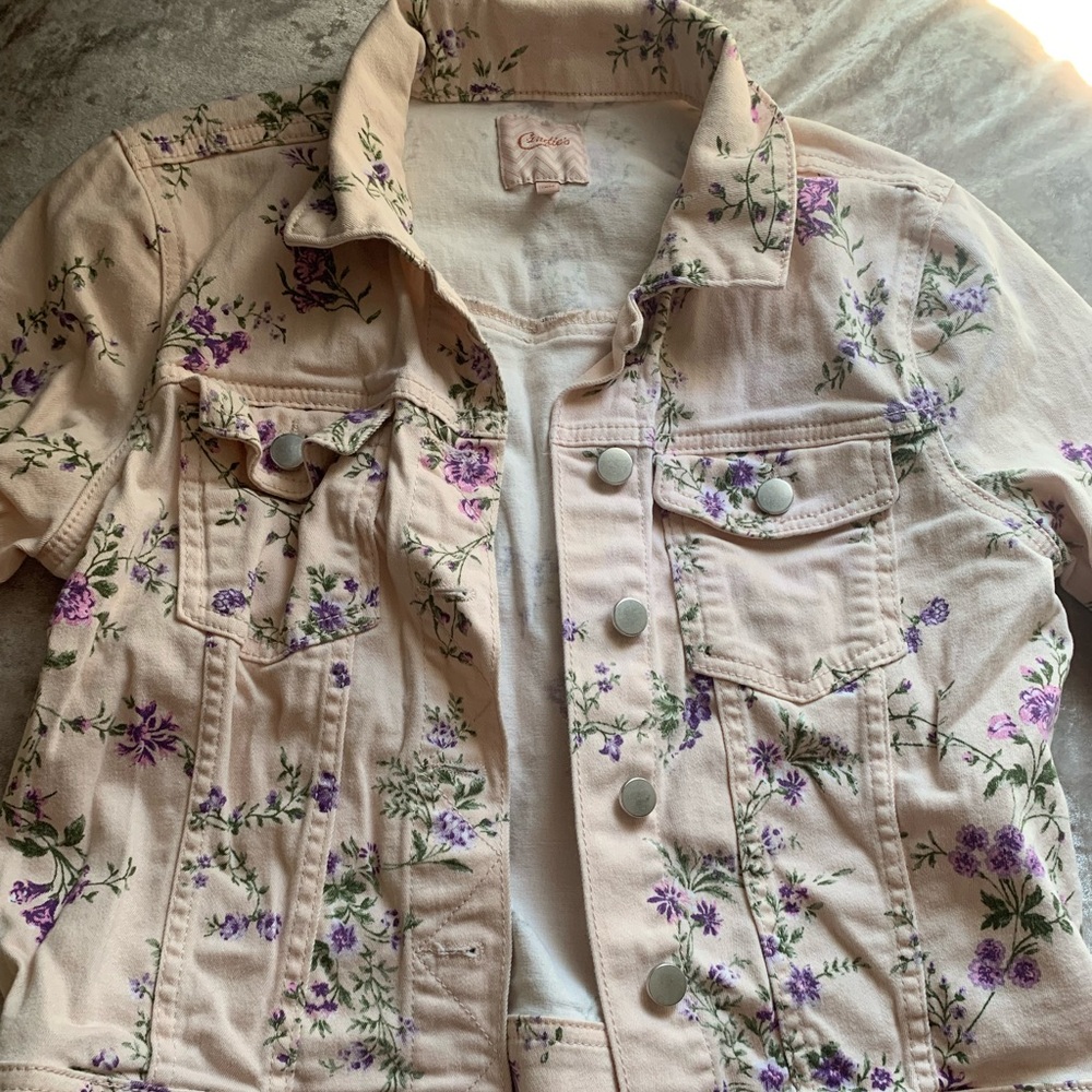 5 for 25! Candies floral denim jacket